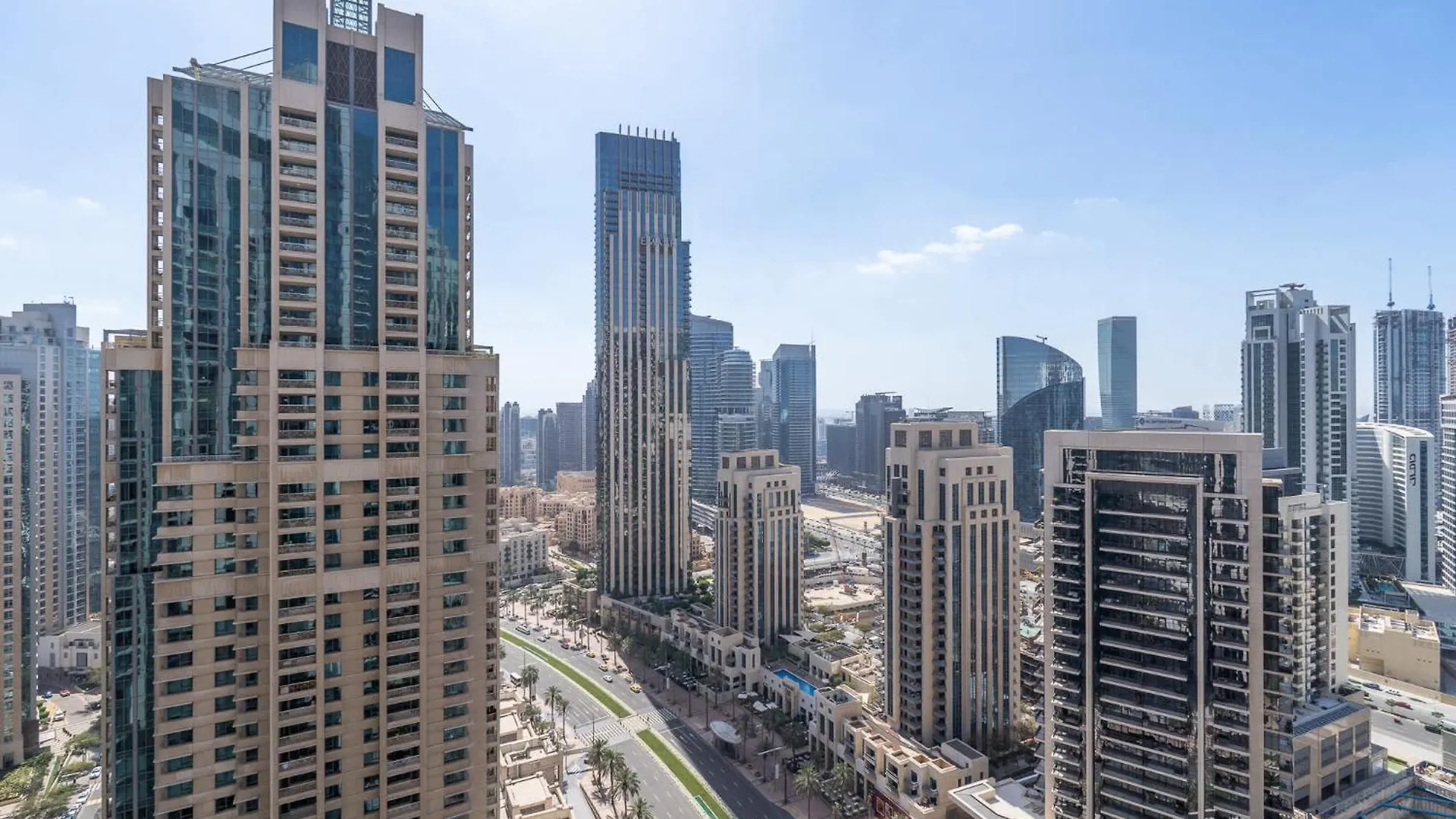 Full Luxury In This 2 Bedroom With Skycraper Views Dubai Apartment
