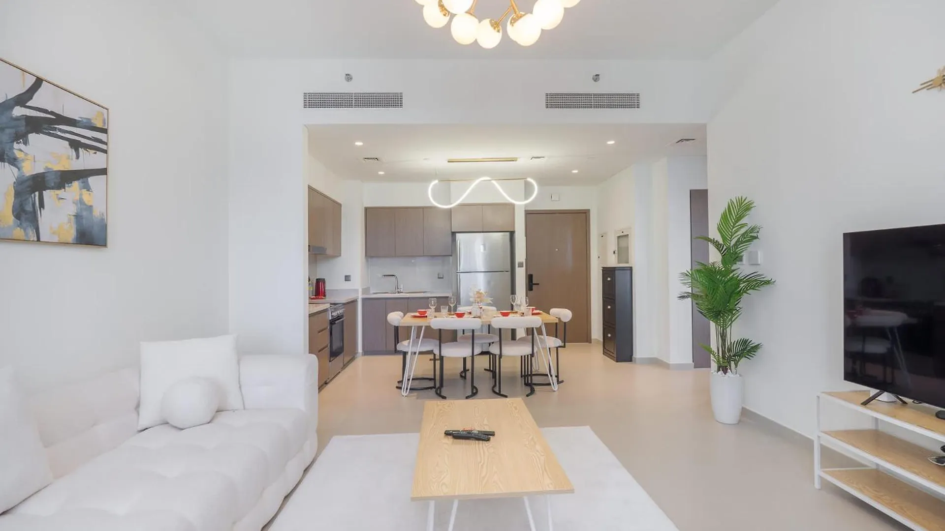 Full Luxury In This 2 Bedroom With Skycraper Views Dubai 0*,